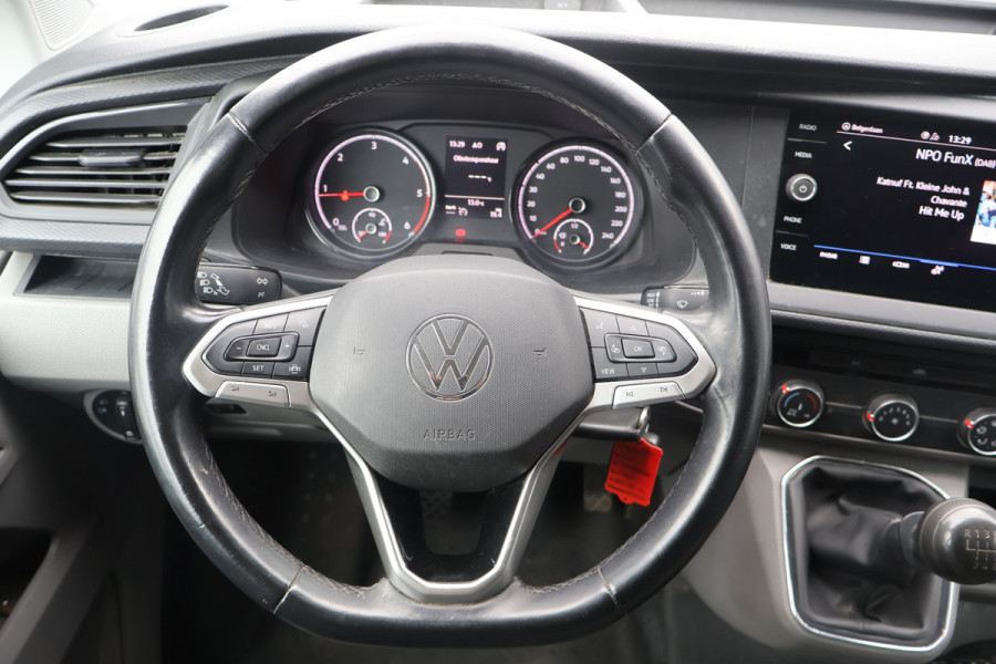 Volkswagen Transporter 2.0 TDI L2 H1 150pk Airco Navigatie Camera