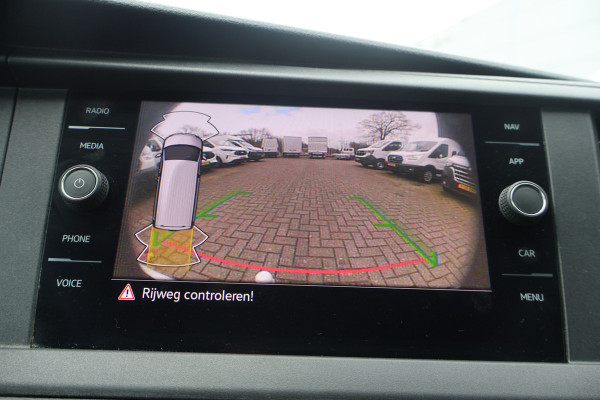 Volkswagen Transporter 2.0 TDI L2 H1 150pk Airco Navigatie Camera