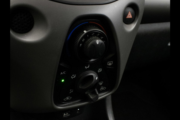 Peugeot 108 1.0 e-VTi Active Sport (AIRCO,BLUETOOTH,BLACK EDITION,START/STOP,ELEKTRISCH PAKKET,SPORTSTOELEN,NETTE STAAT)