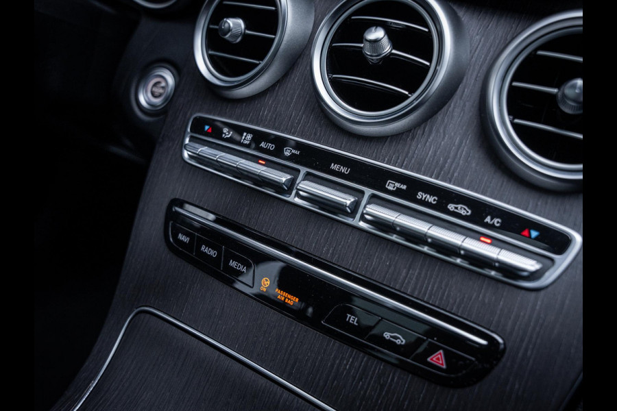 Mercedes-Benz C-Klasse Estate 200 4MATIC Premium Plus Pack AMG-Line l Pano l Sfeerverl. l Burmester l Camera