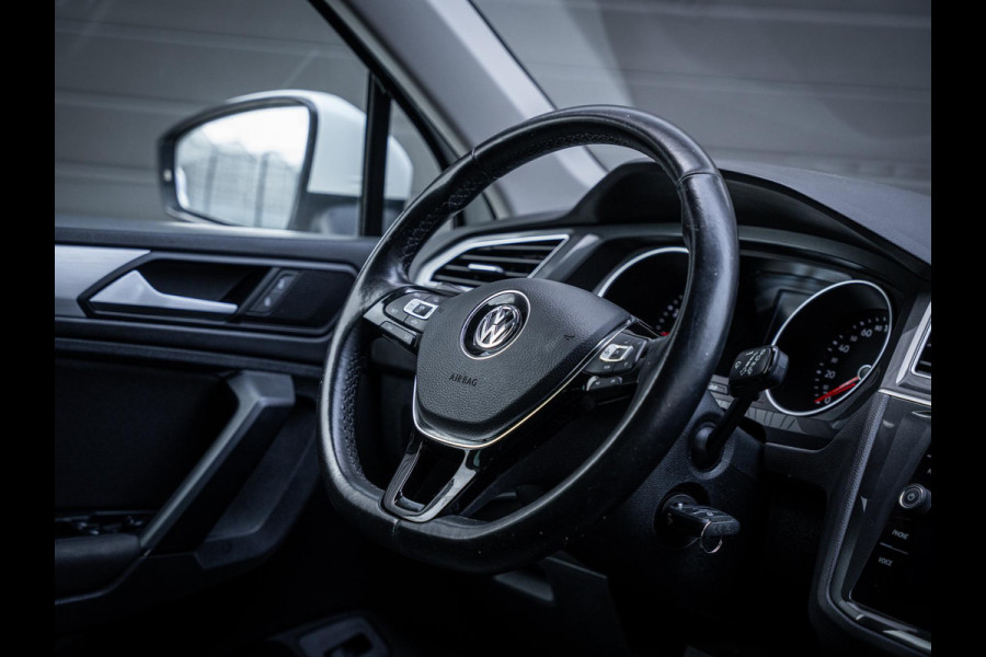 Volkswagen Tiguan 1.5 TSI Comfortline Business - ACC l Auto Carplay l PDC l Elek. Kofferklep