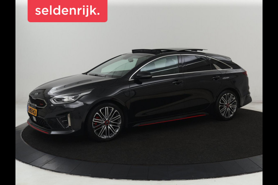 Kia ProCeed 1.6 T-GDI GT | 204pk | Panoramadak | Leder/Alcantara | Stoel & stuurverwarming | Trekhaak | Adaptive cruise | JBL Sound | Carplay | Camera | Navigatie | Full LED | Keyless | Achterbankverwarming