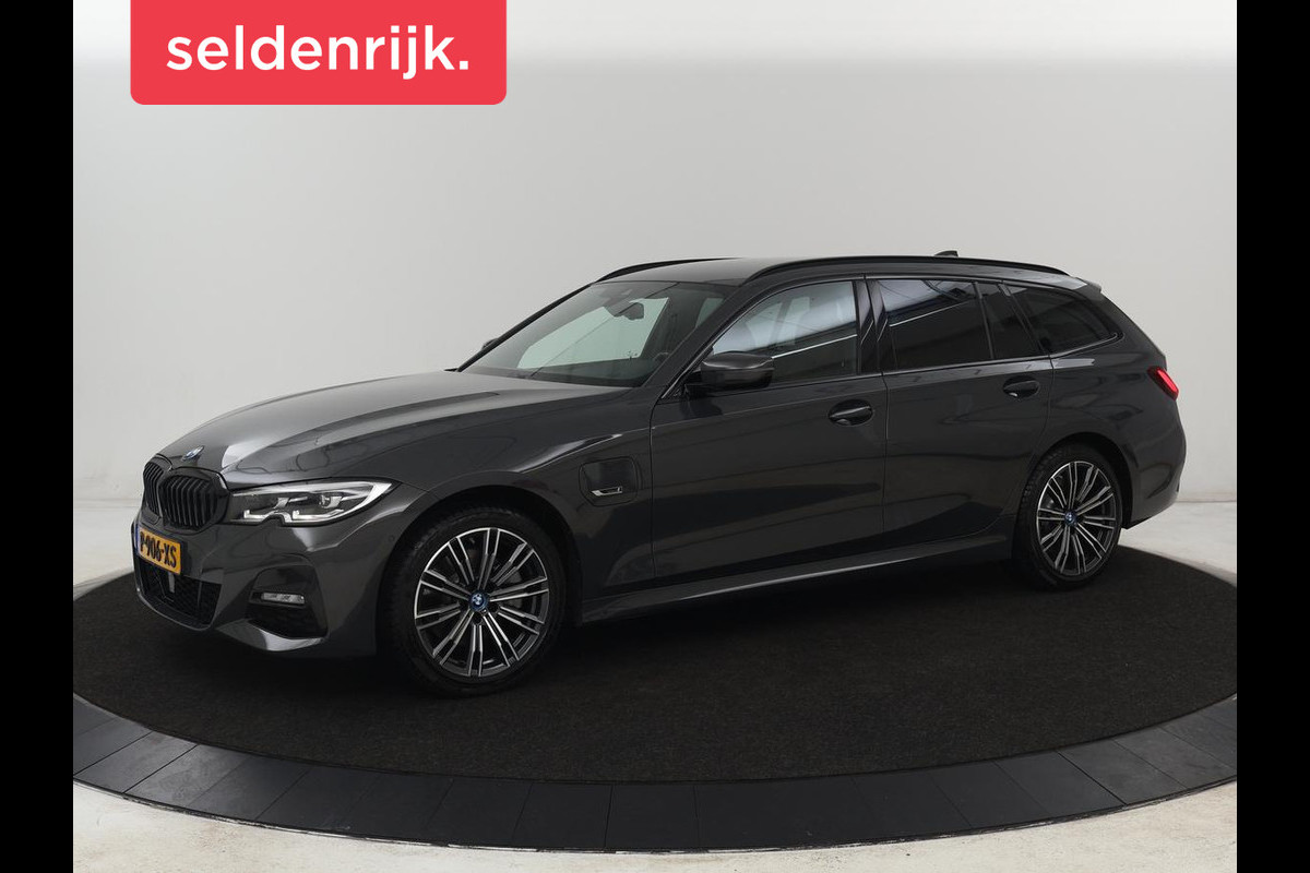BMW 3-serie 320e M Sport | Leder | Adaptive cruise | Stoelverwarming | Camera | Keyless | Carplay | Sportstoelen | Live Cockpit | Navigatie | Full LED | PHEV | Plug In