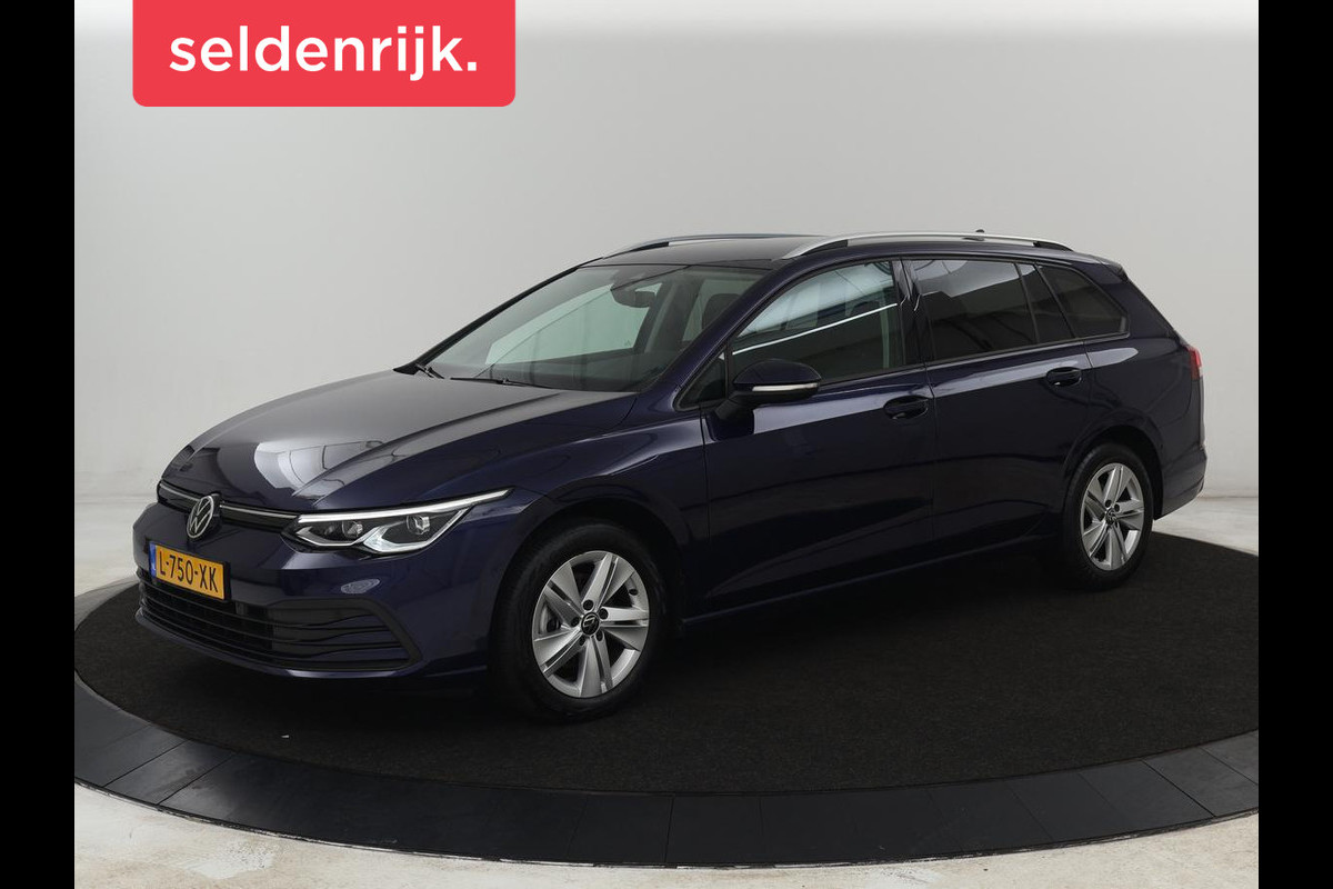 Volkswagen Golf 1.0 eTSI Life | Stoelverwarming | Camera | Massage | Carplay | Memory | Navigatie | Full LED | Sfeerverlichting | Adaptive cruise