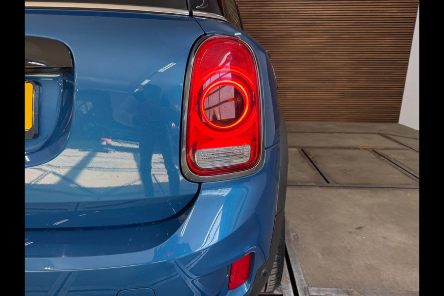 MINI Countryman 1.5 Cooper Chili | Navi | LED Adaptief | Harman Kardon | Sportstoelen | Park pilot | 18 inch |