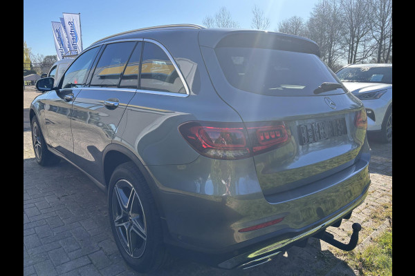 Mercedes-Benz GLC 300e 4MATIC AMG Line | 320pk PHEV | Panormadak | Afneembare Trekhaak | Burmester Audio | Stoelverwarming |  Achteruitrijcamera