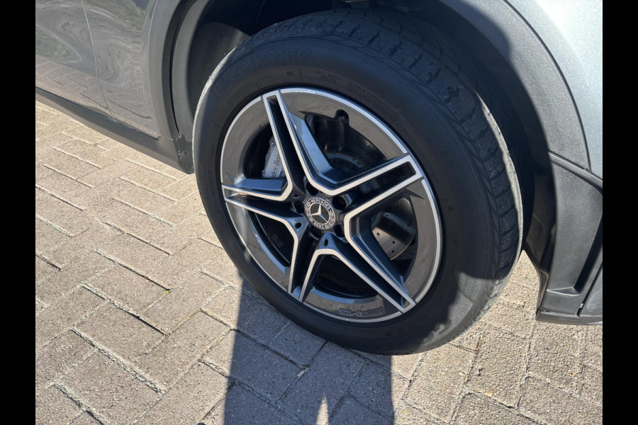 Mercedes-Benz GLC 300e 4MATIC AMG Line | 320pk PHEV | Panormadak | Afneembare Trekhaak | Burmester Audio | Stoelverwarming |  Achteruitrijcamera