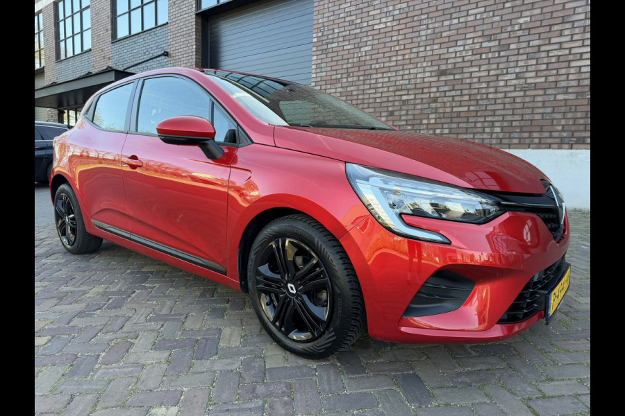 Renault Clio 1.0 TCe / Navigatie by Apple CarPlay - Android / 1e Eigenaar / ALL-Season banden / Cruise Control / PDC met optische