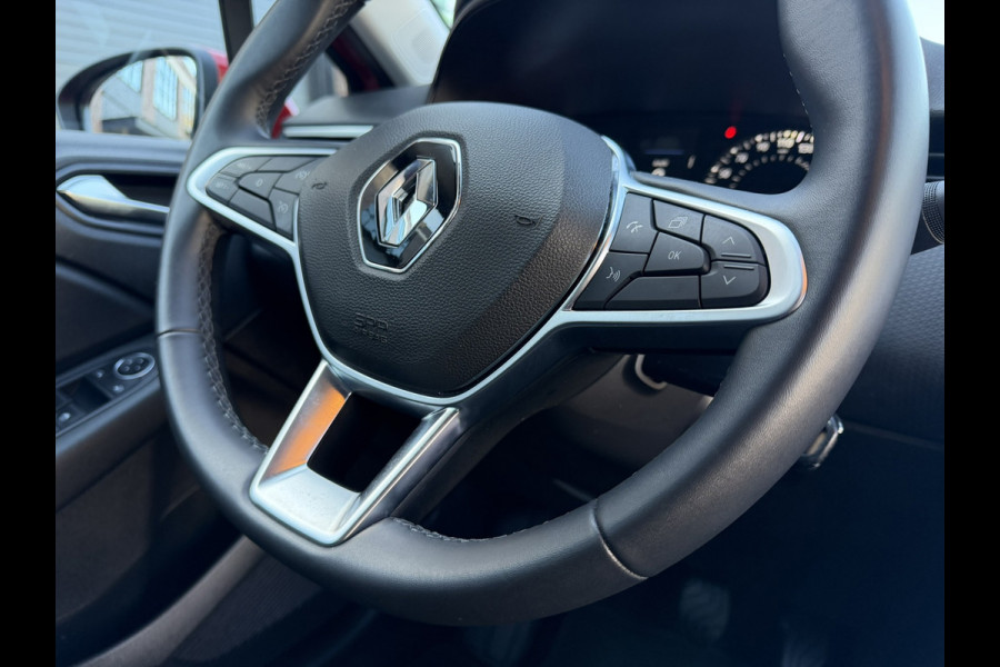 Renault Clio 1.0 TCe / Navigatie by Apple CarPlay - Android / 1e Eigenaar / ALL-Season banden / Cruise Control / PDC met optische