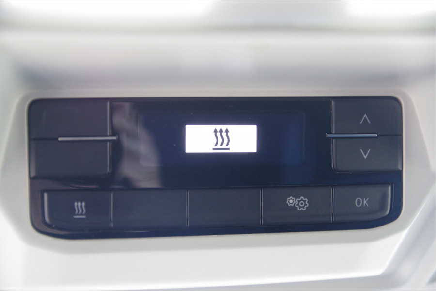Volkswagen Crafter 35 2.0 TDI L3H2 177PK AUT. 3-ZITS, LED, CAMERA, STANDKACHEL, NAVI, CRUISE, AIRCO, MF STUURWIEL, PARKEERSENSOREN