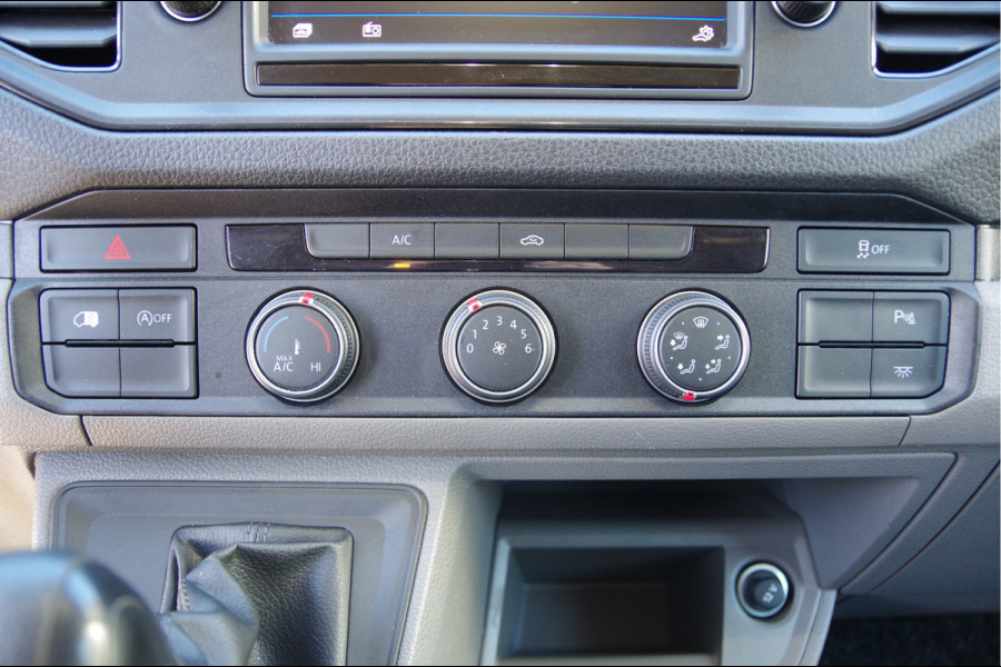 Volkswagen Crafter 35 2.0 TDI L3H2 177PK AUT. 3-ZITS, LED, CAMERA, STANDKACHEL, NAVI, CRUISE, AIRCO, MF STUURWIEL, PARKEERSENSOREN