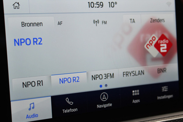 Ford Kuga 2.5-225 pk PHEV ST-Line X. Hybride rijden voor een reëel bedrag ! Slechts 31.500km ! Stoel-, stuur-, achterbank en voorraamverw., B&O soundsyst., Adaptieve Cruise Control, Climate Control dual, Camera v+a, Navigatie, Telefoonvoorb., Side- en lane assist etc.