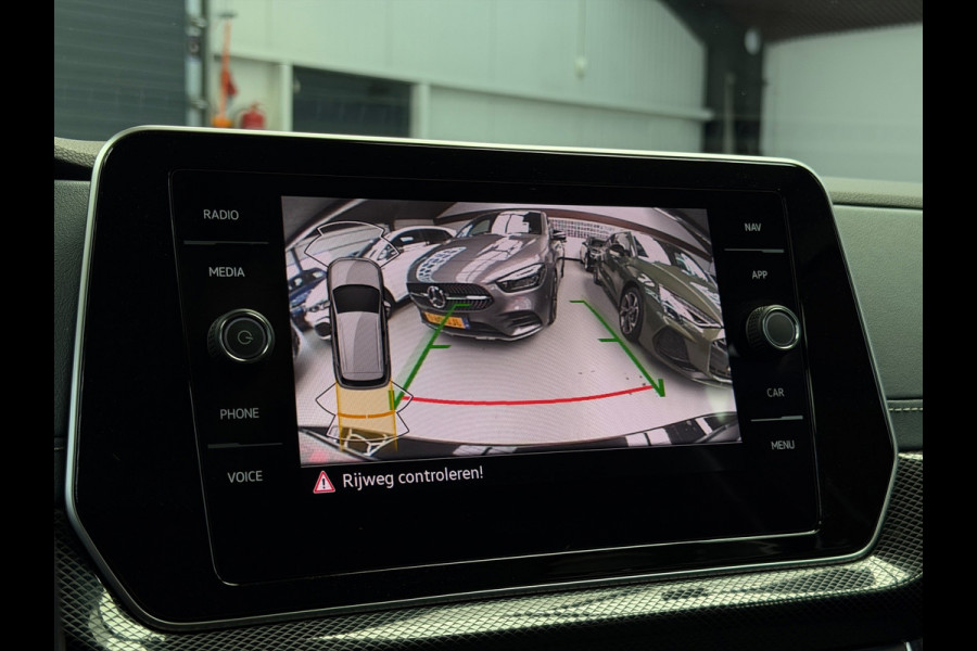 Volkswagen T-Cross 1.0 TSI Life Edition CarPlay Camera