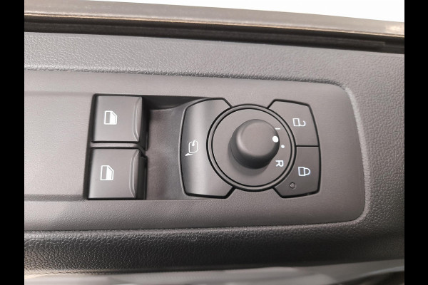 Ford Transit Custom 300 2.0 TDCI L2H1 Trend Nieuw Model Navi Cruise Camera Parkeersensoren Trekhaak