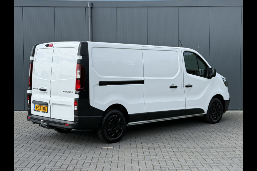 Renault Trafic 2.0 DCi 150 PK AUTOMAAT / L2H1 / TREKHAAK / **18.350 km** / AIRCO / CRUISE / CAMERA / 3-ZITS / LED / BLINDSPOT