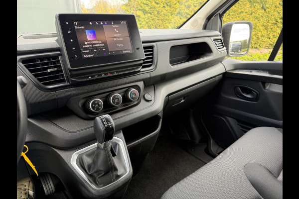 Renault Trafic 2.0 DCi 150 PK AUTOMAAT / L2H1 / TREKHAAK / **18.350 km** / AIRCO / CRUISE / CAMERA / 3-ZITS / LED / BLINDSPOT