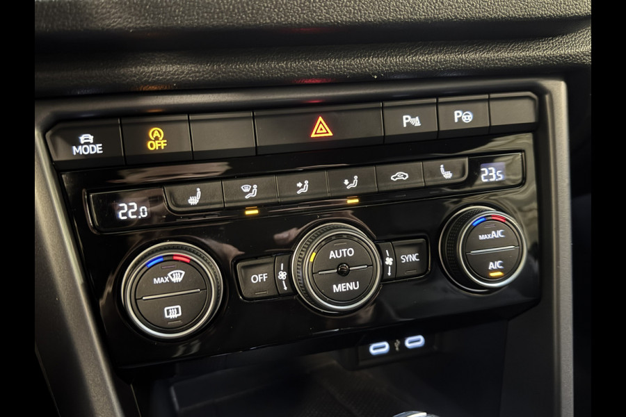 Volkswagen T-Roc Cabrio 1.5 TSI 150PK DSG R-LINE SPORT TREKHAAK/CAMERA/VIRTUAL