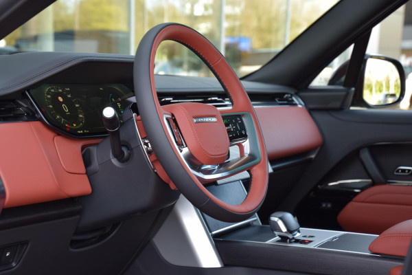 Land Rover Range Rover P550e SV | Two-Tone interieur | Obsidian Black