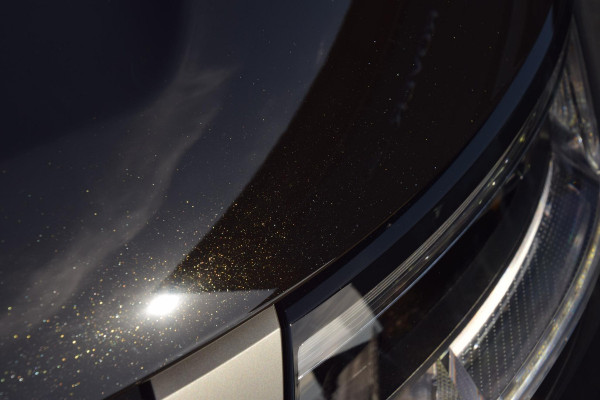 Land Rover Range Rover P550e SV | Two-Tone interieur | Obsidian Black