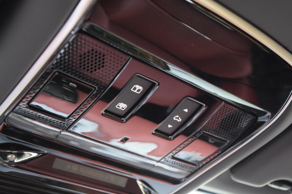 Land Rover Range Rover P550e SV | Two-Tone interieur | Obsidian Black