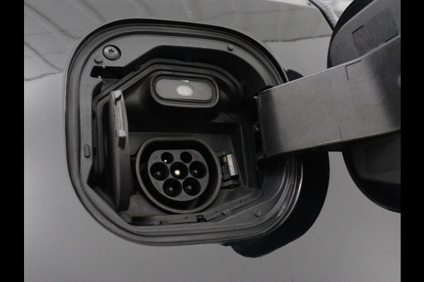 Renault Twingo Z.E. R80 Collection | Navigatie | Climate control | Carplay | Bluetooth | Speedlimiter | DAB | LED | Origineel NL