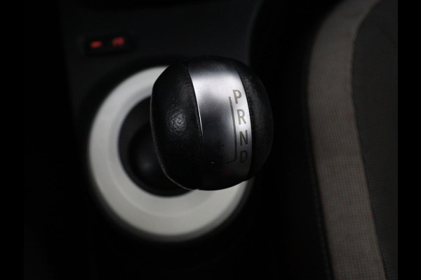 Renault Twingo Z.E. R80 Collection | Navigatie | Climate control | Carplay | Bluetooth | Speedlimiter | DAB | LED | Origineel NL