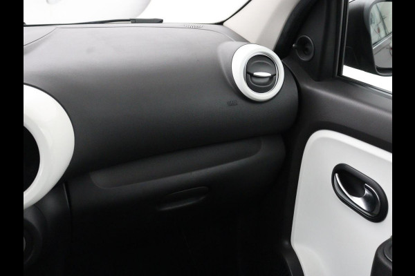 Renault Twingo Z.E. R80 Collection | Navigatie | Climate control | Carplay | Bluetooth | Speedlimiter | DAB | LED | Origineel NL