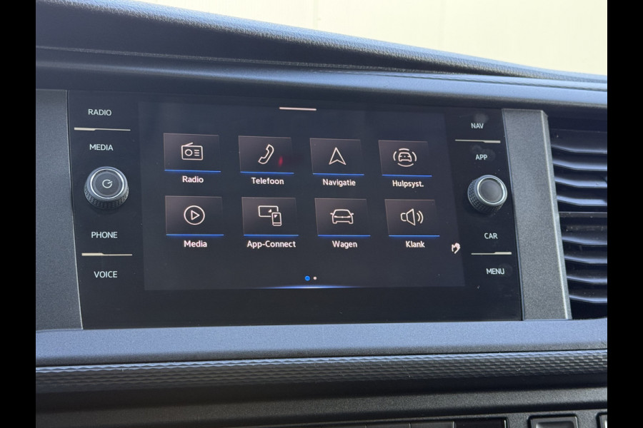 Volkswagen Transporter 2.0 TDI 150 PK / L2H1 / 1e EIG. / ALUCA INRICHTING / TREKHAAK / IMPERIAAL / CRUISE / AIRCO / NAVI