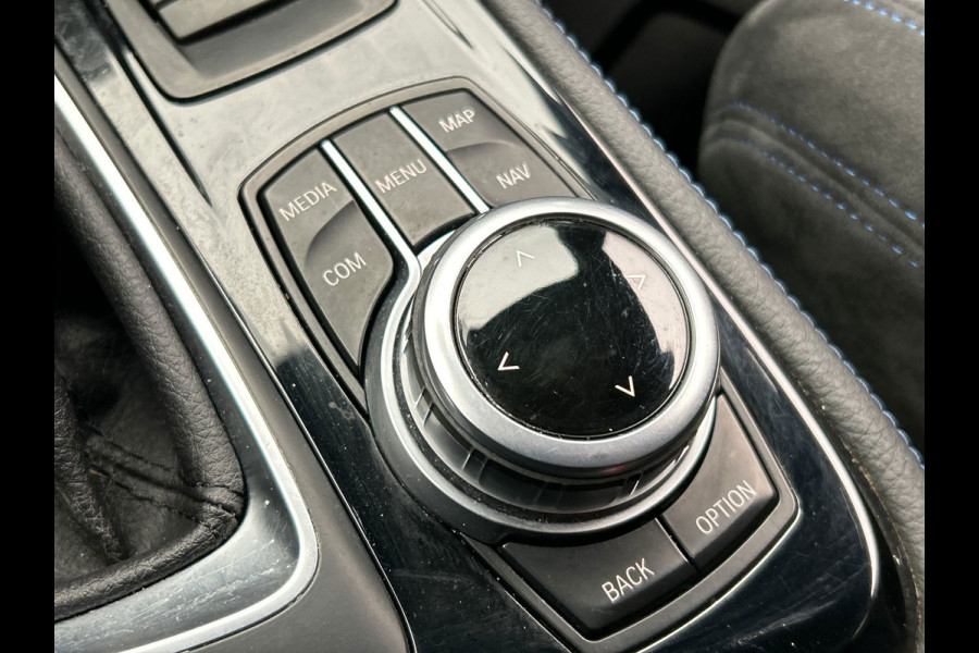 BMW 2 Serie Active Tourer 216d | M/Sport | Alcantara | Origineel NL | Camera | Cruise/Control | Stoel Verwarming |