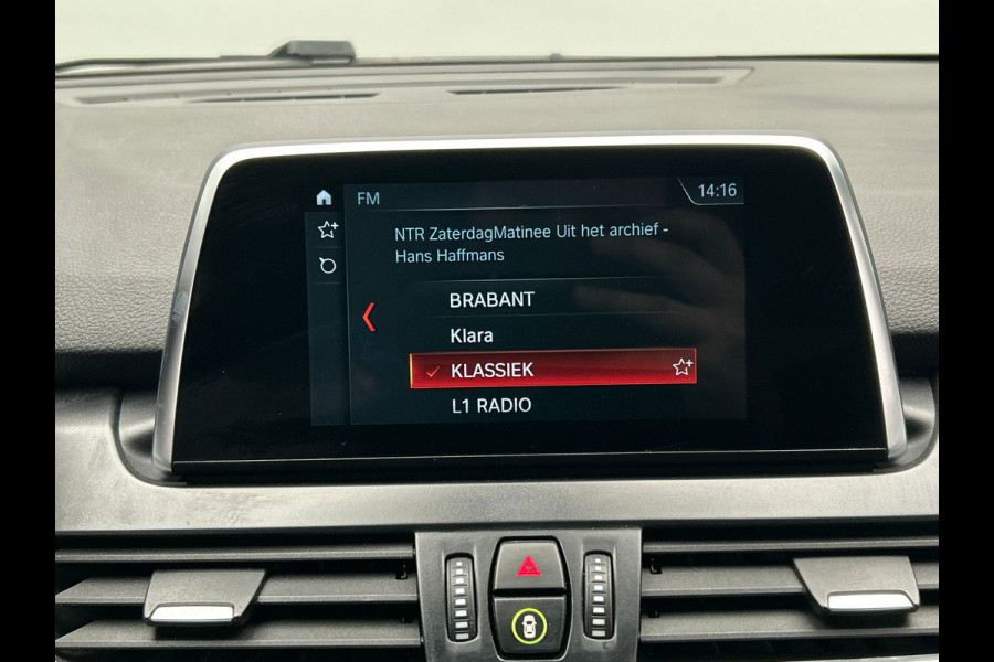 BMW 2 Serie Active Tourer 216d | M/Sport | Alcantara | Origineel NL | Camera | Cruise/Control | Stoel Verwarming |