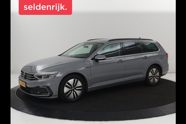 Volkswagen Passat 1.4 TSI PHEV GTE | SOH 95% | Stoelverwarming | Trekhaak | Massage | Camera | Carplay | Keyless | Matrix LED | Navigatie | Adaptive cruise | Park Assist | Climate control | Plug In