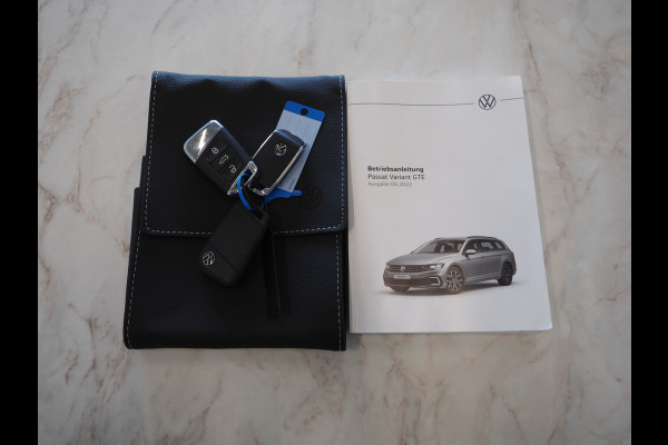 Volkswagen Passat Variant 1.4 TSI PHEV GTE | Panoramadak | Massage | Camera | Virtual | Keyless | Adaptive Cruise | Carplay