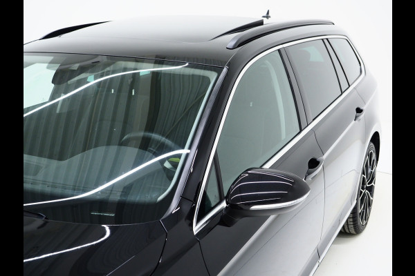 Volkswagen Passat Variant 1.4 TSI PHEV GTE | Panoramadak | Massage | Camera | Virtual | Keyless | Adaptive Cruise | Carplay