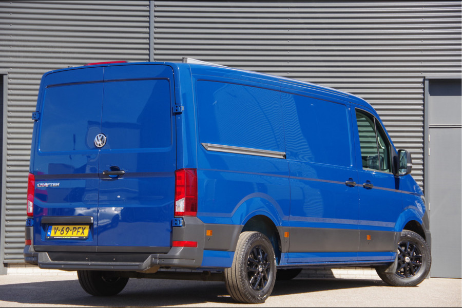 Volkswagen Crafter 35 2.0 TDI L3H2(L2H1) 3-ZITS, 140PK AUT. STANDKACHEL, GEV. ERGO COMFORT STOEL, CRUISE, NAVI, AIRCO
