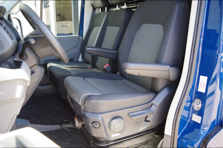 Volkswagen Crafter 35 2.0 TDI L3H2(L2H1) 3-ZITS, 140PK AUT. STANDKACHEL, GEV. ERGO COMFORT STOEL, CRUISE, NAVI, AIRCO