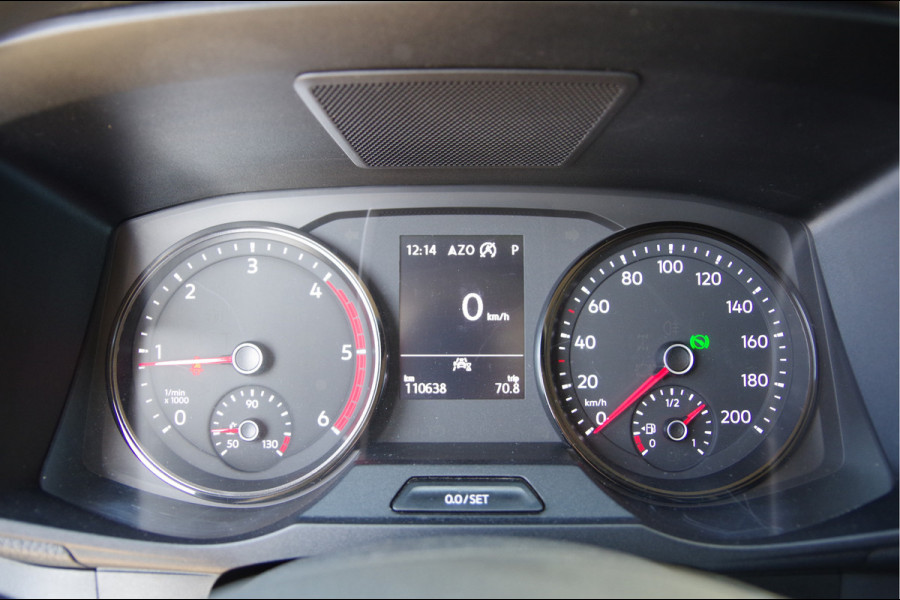 Volkswagen Crafter 35 2.0 TDI L3H2(L2H1) 3-ZITS, 140PK AUT. STANDKACHEL, GEV. ERGO COMFORT STOEL, CRUISE, NAVI, AIRCO