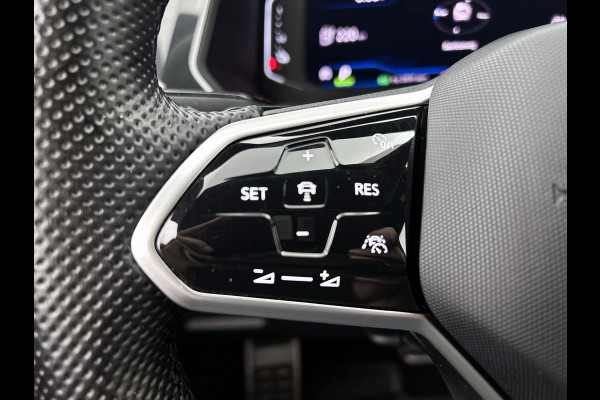 Volkswagen Tiguan 1.4 TSI eHybrid R-Line Business(GoedOnderH, Carplay, Stoel+StuurV, Camera, Trekhaak, Lane Assit, Auto Park, Etc)