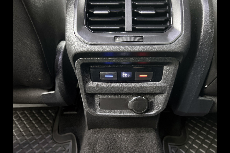 Volkswagen Tiguan 1.4 TSI eHybrid R-Line Business(GoedOnderH, Carplay, Stoel+StuurV, Camera, Trekhaak, Lane Assit, Auto Park, Etc)