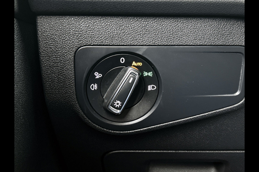 Volkswagen Tiguan 1.4 TSI eHybrid R-Line Business(GoedOnderH, Carplay, Stoel+StuurV, Camera, Trekhaak, Lane Assit, Auto Park, Etc)