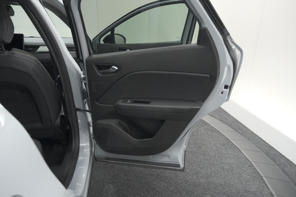 Renault Captur TCe 90 Techno | Camera | Navigatie | Apple Carplay | Pack Full Screen | 18 Inch Lichtmetalen Velgen