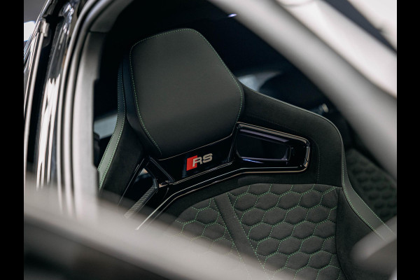 Audi RS3 Sportback 2.5 TFSI quattro | HULK edition | Carbon | Kuipstoelen | Sonos | Stoelverwarming |