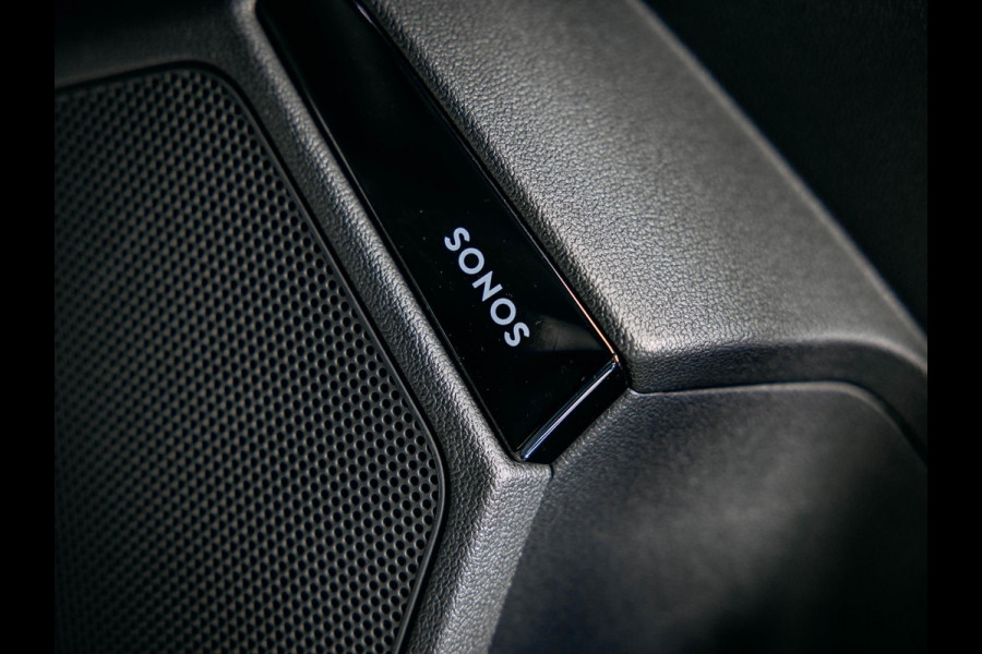 Audi RS3 Sportback 2.5 TFSI quattro | HULK edition | Carbon | Kuipstoelen | Sonos | Stoelverwarming |