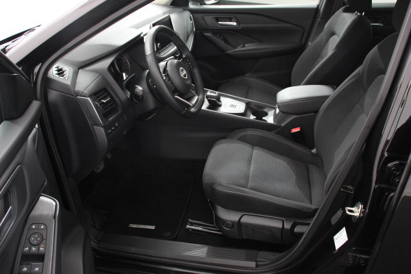 Nissan QASHQAI 1.3 MHEV 158pk Xtronic Acenta Navigatie Apple Carplay/Andoid Auto Parkeersensor achter Camera Adaptieve Cruise Control Blind Spot Assist Stuur- en stoelverwarming Ledverlichting Climate controlc