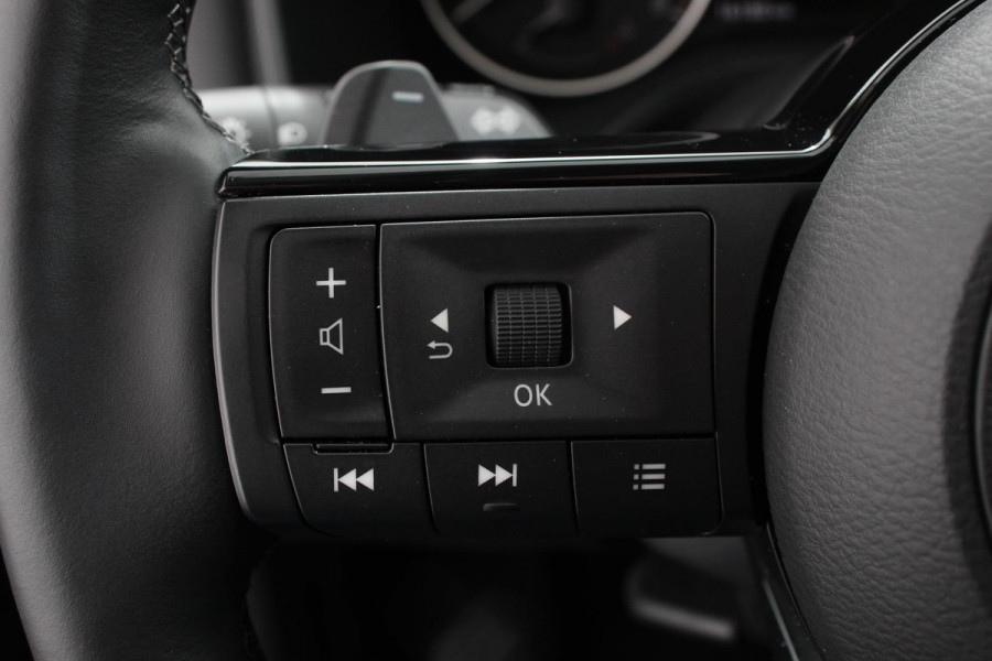Nissan QASHQAI 1.3 MHEV 158pk Xtronic Acenta Navigatie Apple Carplay/Andoid Auto Parkeersensor achter Camera Adaptieve Cruise Control Blind Spot Assist Stuur- en stoelverwarming Ledverlichting Climate controlc