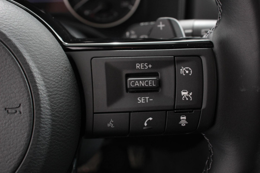 Nissan QASHQAI 1.3 MHEV 158pk Xtronic Acenta Navigatie Apple Carplay/Andoid Auto Parkeersensor achter Camera Adaptieve Cruise Control Blind Spot Assist Stuur- en stoelverwarming Ledverlichting Climate controlc