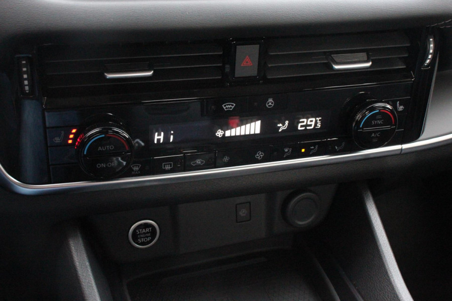 Nissan QASHQAI 1.3 MHEV 158pk Xtronic Acenta Navigatie Apple Carplay/Andoid Auto Parkeersensor achter Camera Adaptieve Cruise Control Blind Spot Assist Stuur- en stoelverwarming Ledverlichting Climate controlc
