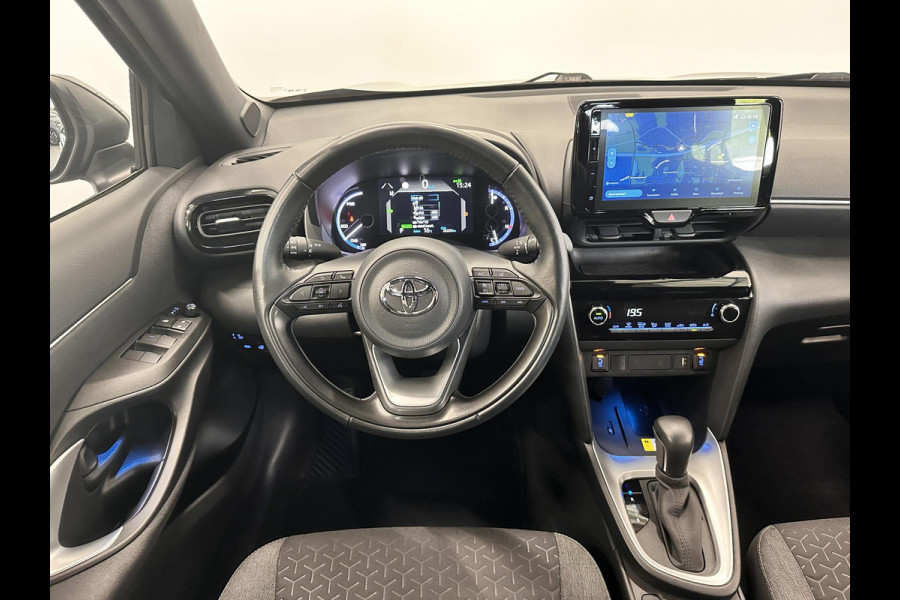 Toyota Yaris Cross 1.5 Hybrid Dynamic Navigatie Apple Carplay/Android Auto Camera Parkeersensoren achter Adaptive Cruise Control Full LED Lichtmetalen velgen Climate Control