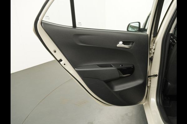 Kia Picanto 1.0 DPI DynamicLine Airco - Apple Carplay/Android Auto - Cruise Control - Navigatie - Achteruitrijcamera - - Fabrieksgarantie Tot 04-2032