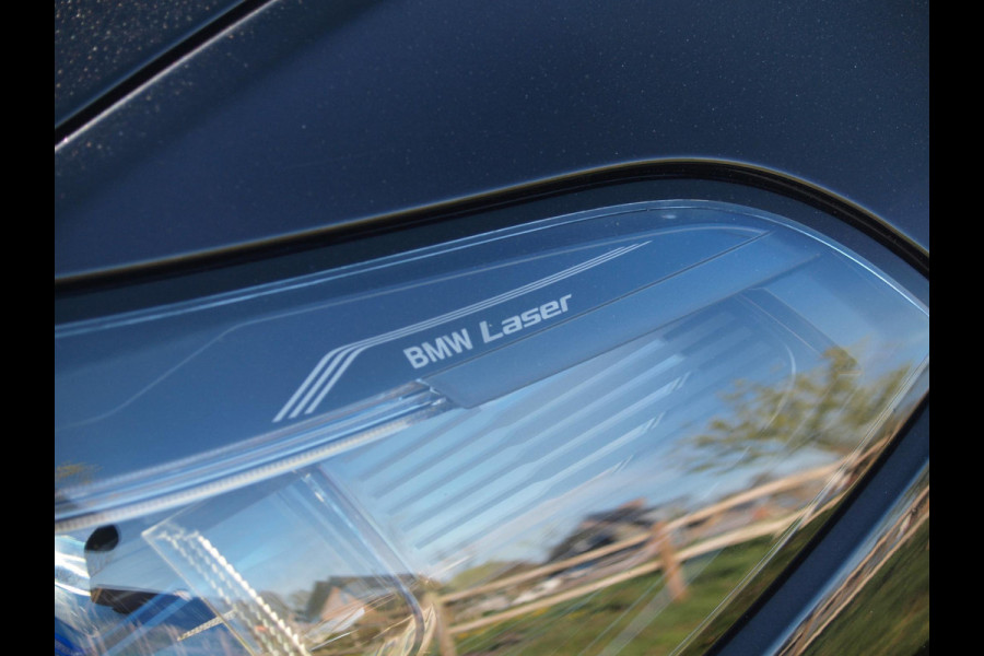 BMW X5 xDrive45e High Executive | M-Pakket | Carbon Pakket | Bowers & Wilkins | Saphirschwarz metallic | NL-Auto |