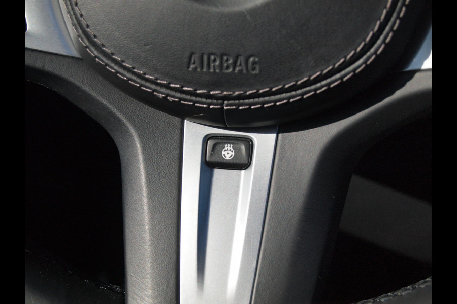 BMW X5 xDrive45e High Executive | M-Pakket | Carbon Pakket | Bowers & Wilkins | Saphirschwarz metallic | NL-Auto |